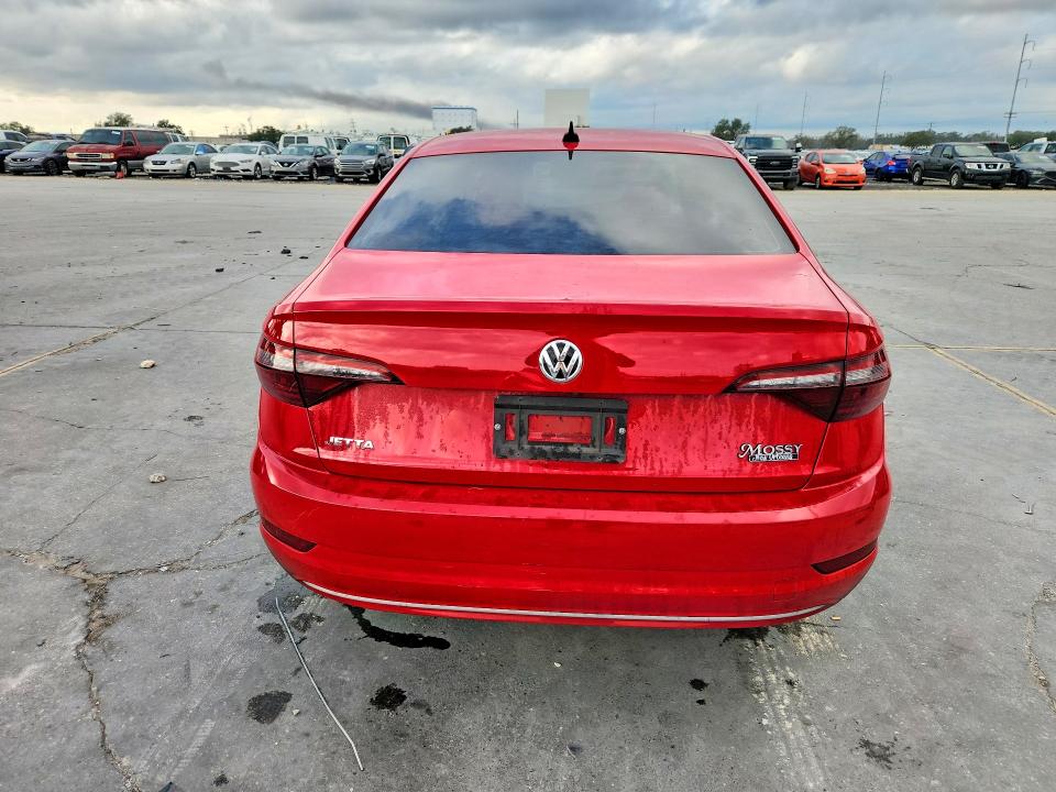 3VWCB7BUXLM018469