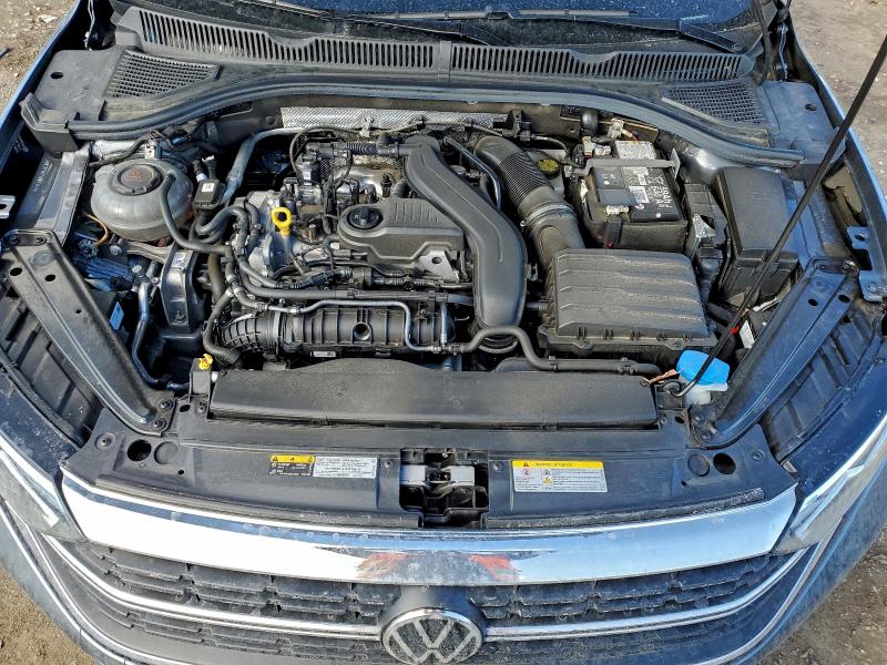3VW7M7BU2RM050319