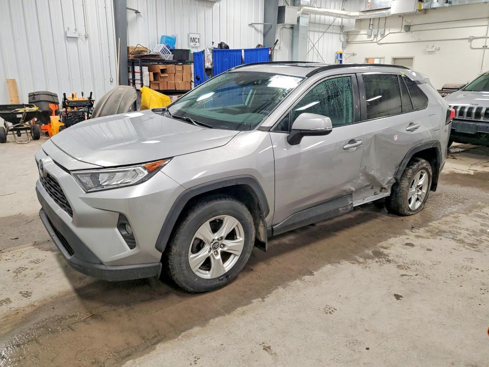 2019 TOYOTA RAV4 — VIN 2T3W1RFV8KW025922