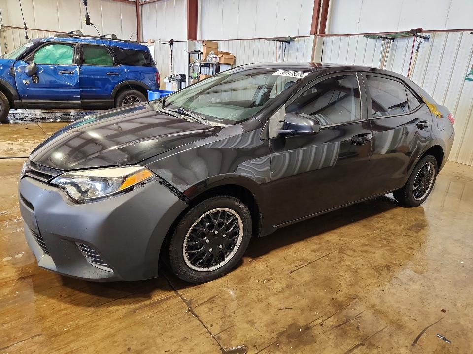 2015 TOYOTA COROLLA — VIN 5YFBURHE3FP332224