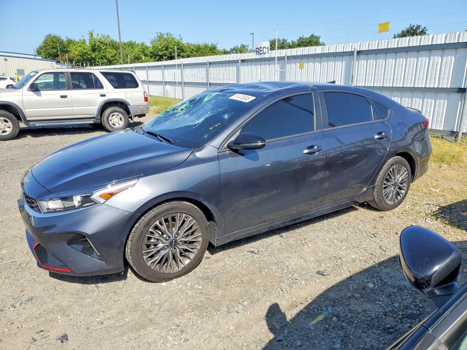 2023 KIA FORTE — VIN 3KPF54AD5PE657270