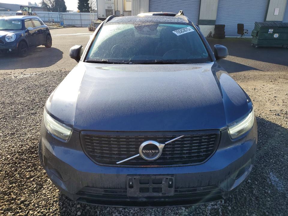 YV4162UM2N2644278
