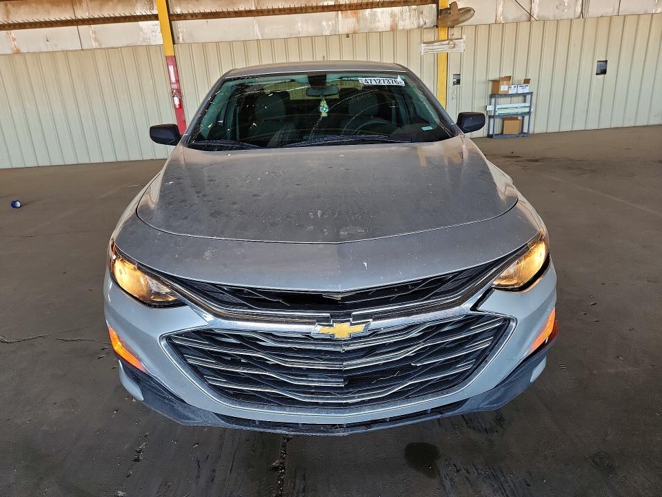 1G1ZB5ST6LF151196