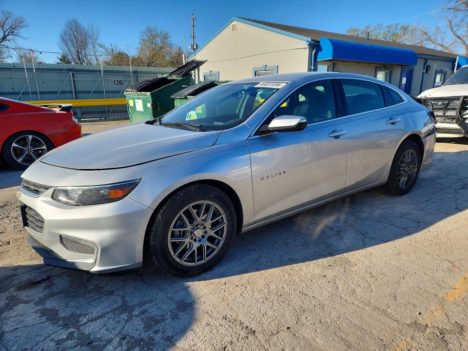 1G1ZD5ST5JF113885