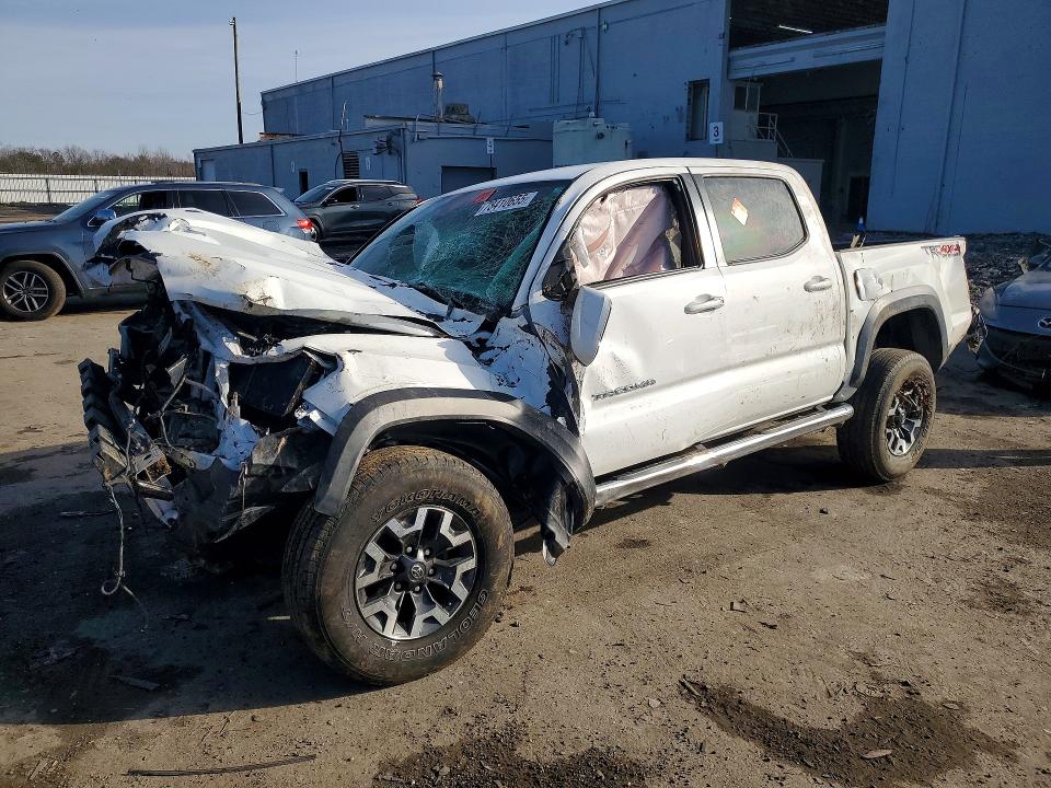 2019 TOYOTA TACOMA — VIN 3TMCZ5AN5KM197399