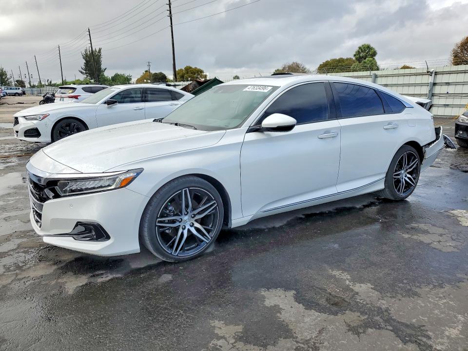 2022 HONDA ACCORD — VIN 1HGCV2F97NA007661