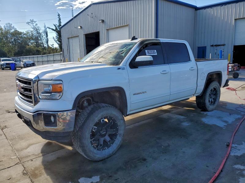 2015 GMC SIERRA — VIN 3GTU2UEC0FG188240