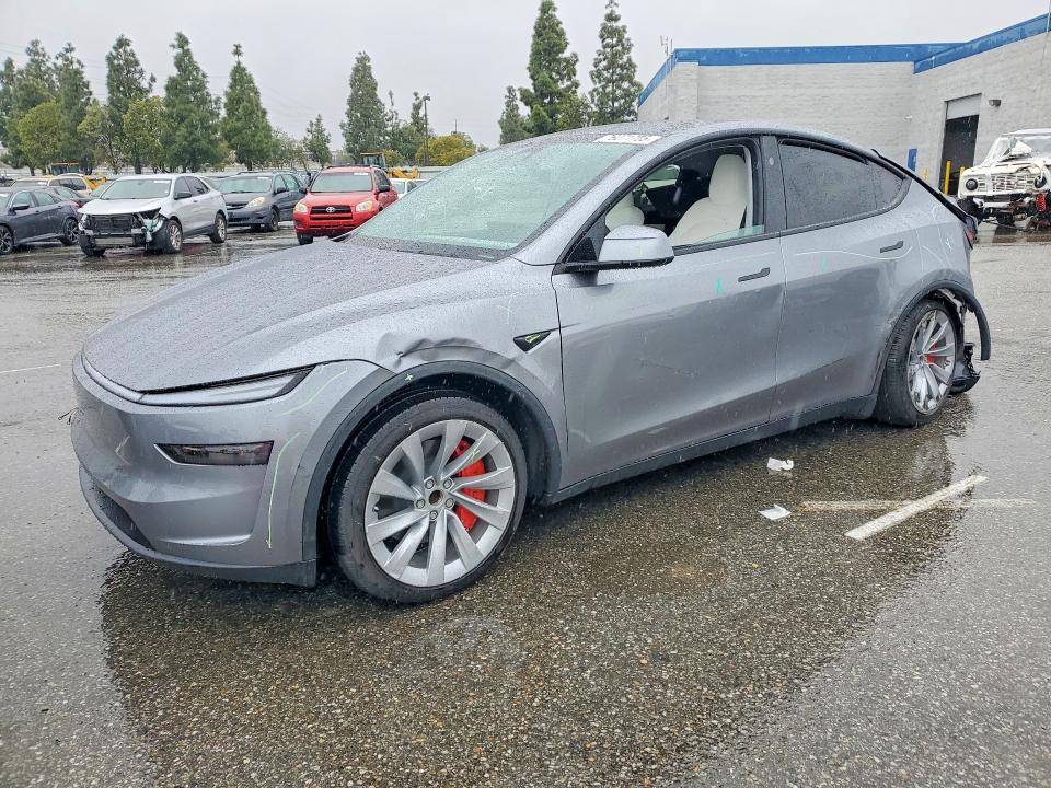 2026 TESLA MODEL Y — VIN 7SAYGDED4TF423691
