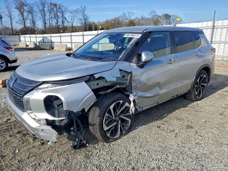 2022 MITSUBISHI OUTLANDER — VIN JA4J3UA87NZ064671