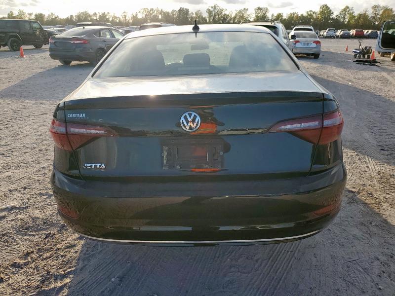 3VWC57BUXMM066921