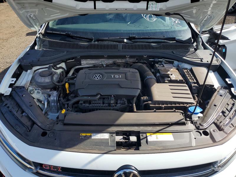 3VW2T7BU4SM070073
