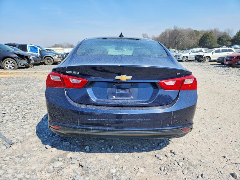 1G1ZD5ST8JF233065