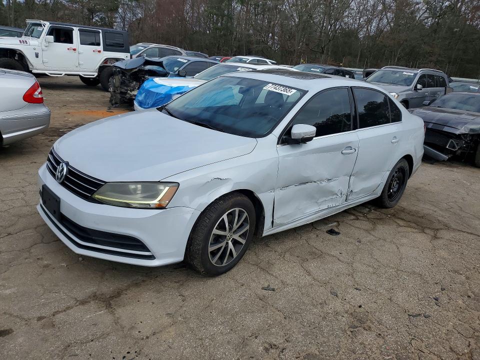 2017 VOLKSWAGEN JETTA — VIN 3VWDB7AJ8HM295012