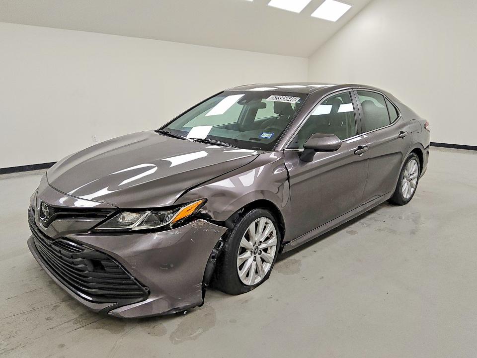 2019 TOYOTA CAMRY — VIN 4T1B11HK1KU226864
