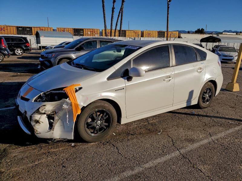 2015 TOYOTA PRIUS — VIN JTDKN3DU4F1957680