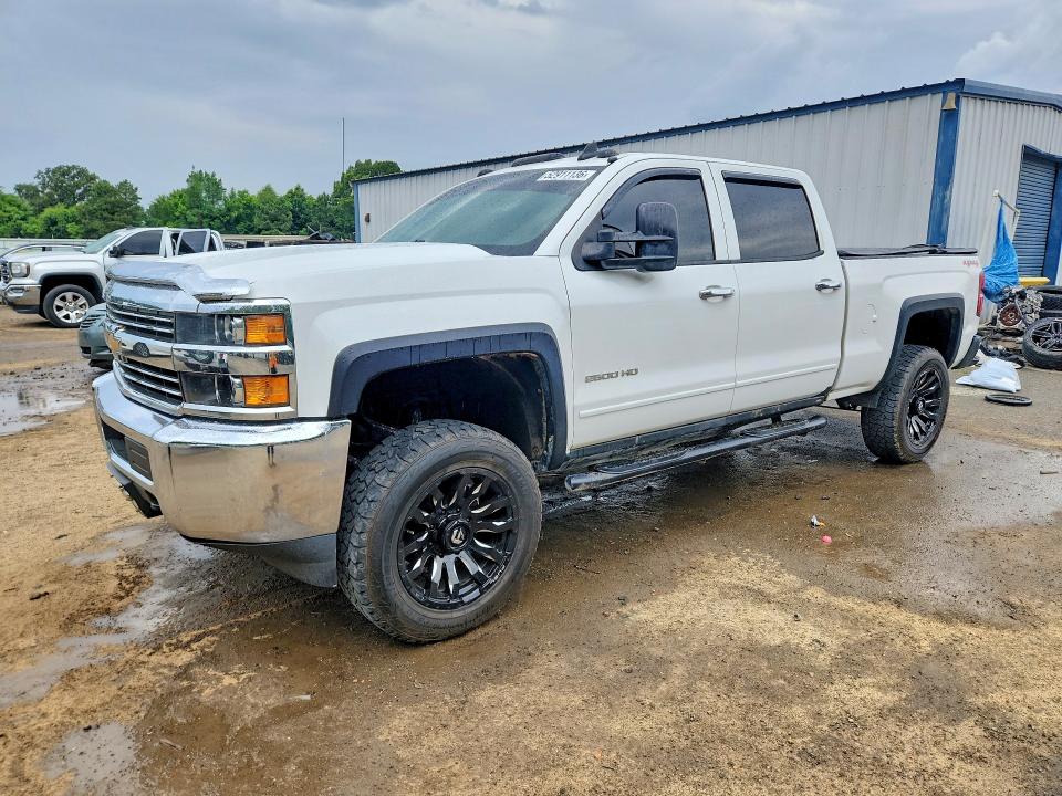 2015 CHEVROLET SILVERADO — VIN 1GC1KVEG1FF572296