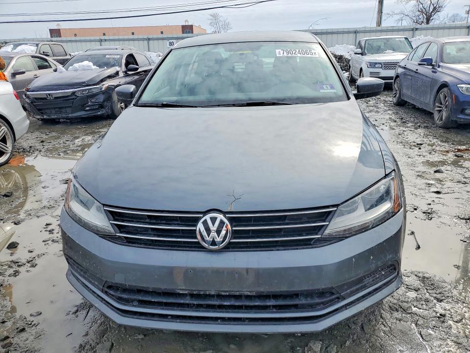 3VW2B7AJ0HM379932