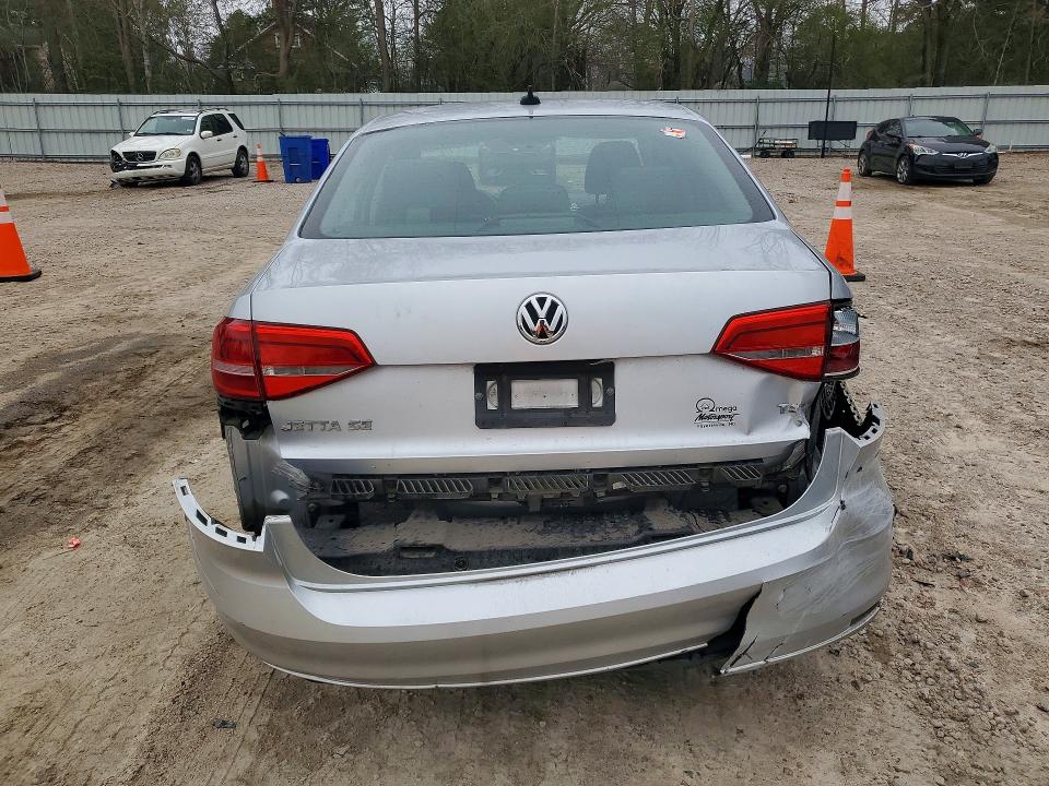 3VWD17AJ4FM240590