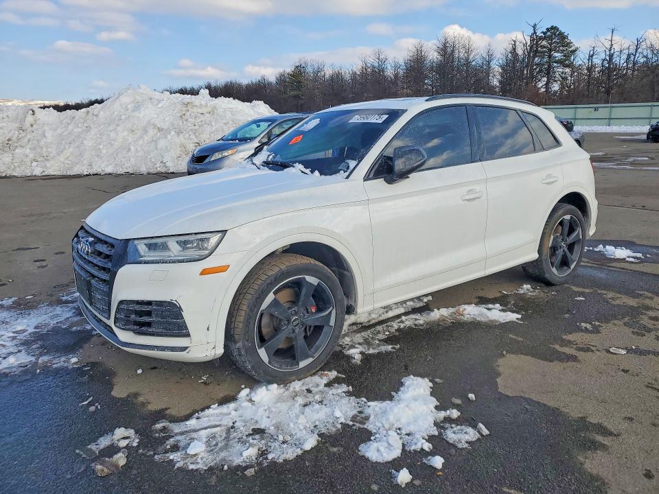2020 AUDI SQ5 — VIN WA1B4BFYXL2099578