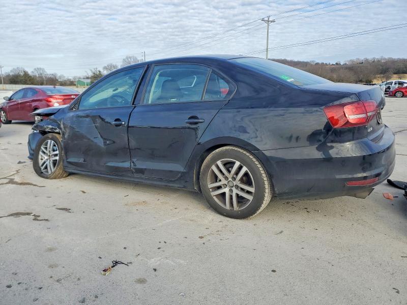 3VW2B7AJ4JM221292