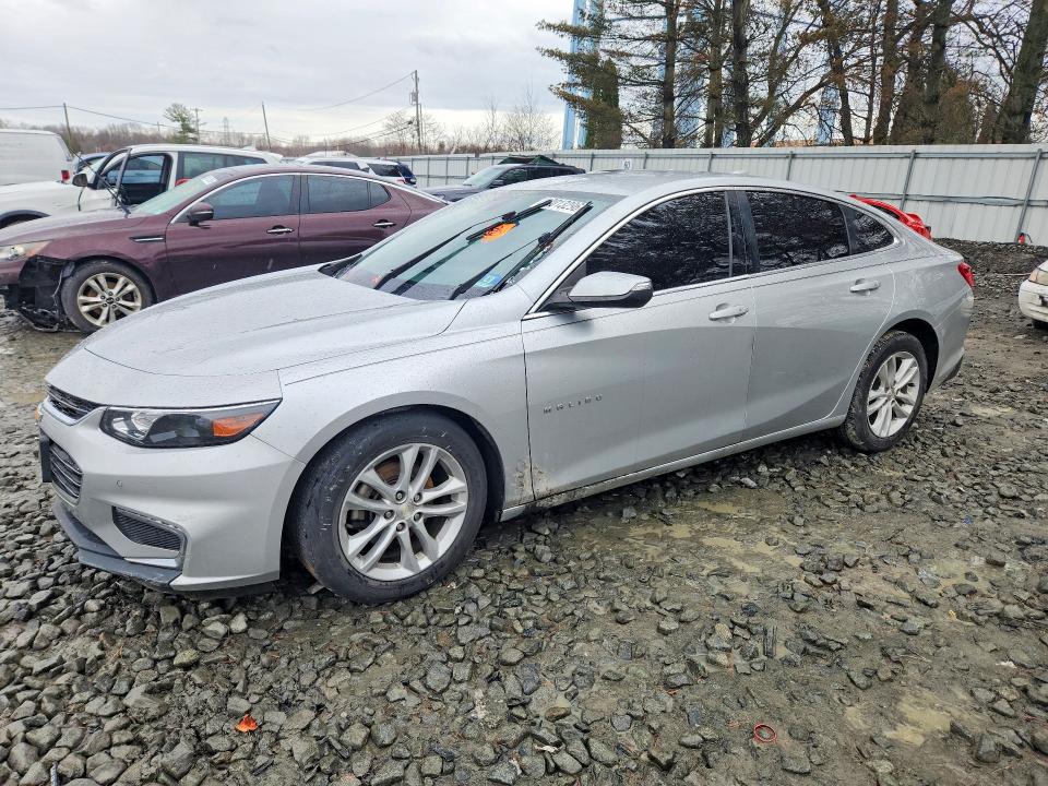 1G1ZD5ST2JF265106