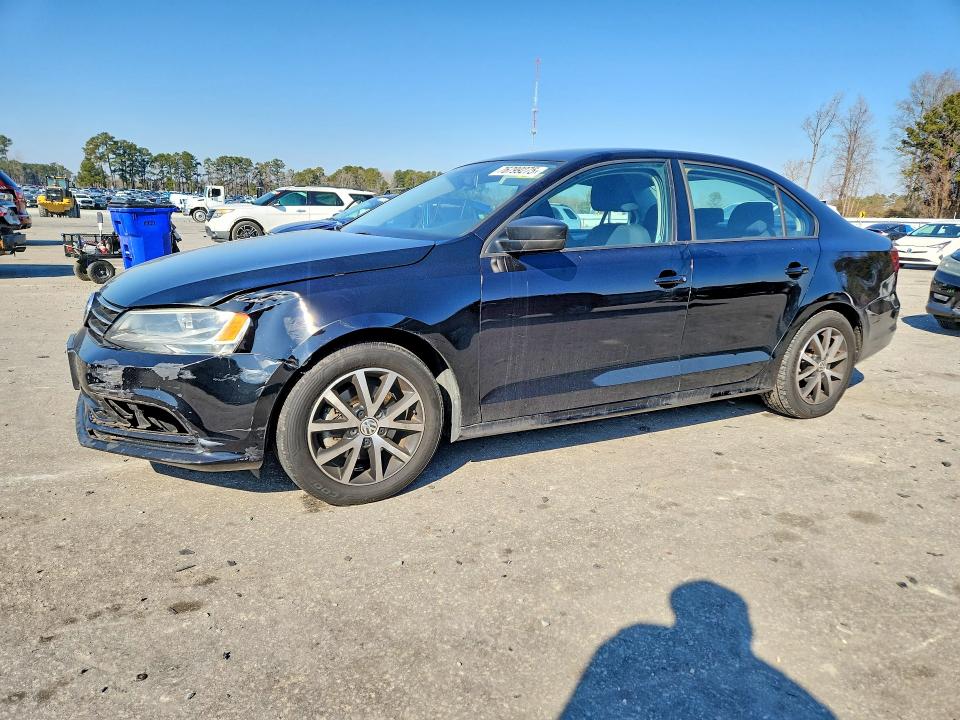 2016 VOLKSWAGEN JETTA — VIN 3VWD67AJ7GM371791