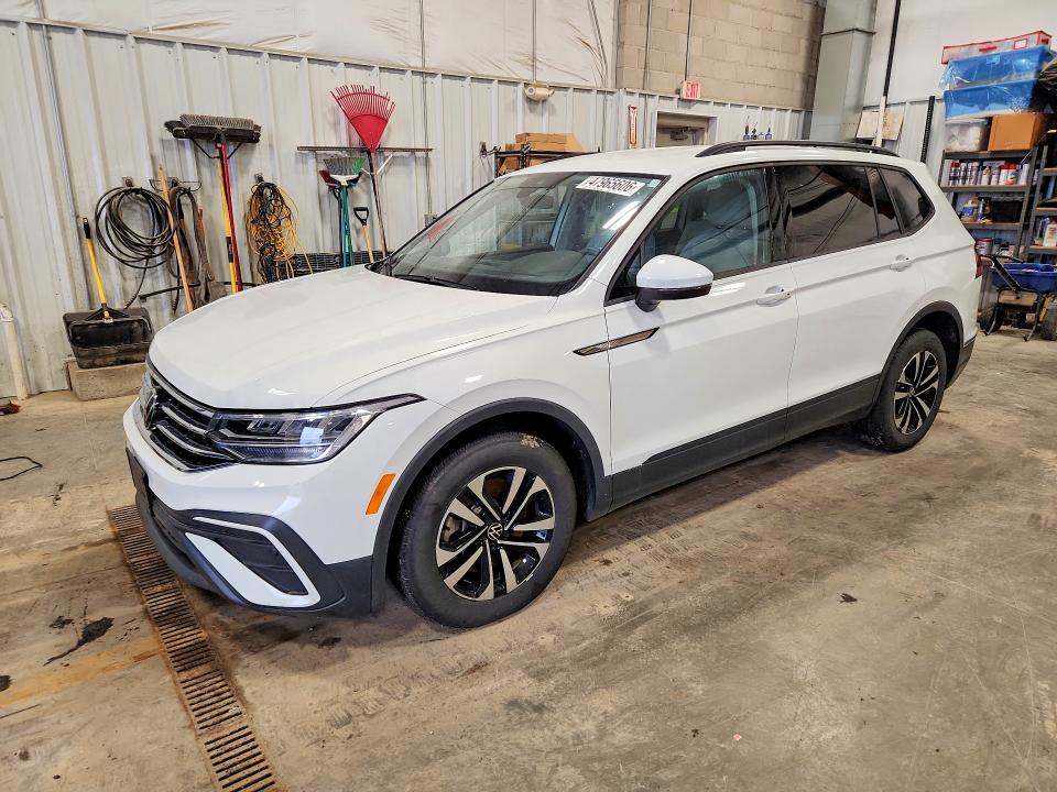 2024 VOLKSWAGEN TIGUAN — VIN 3VVRB7AX2RM132842