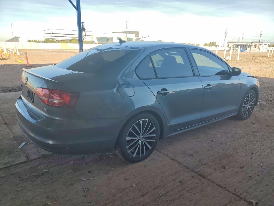 3VWD17AJ4FM218783