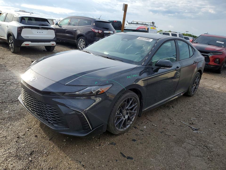 2025 TOYOTA CAMRY — VIN 4T1DBADKXSU526821