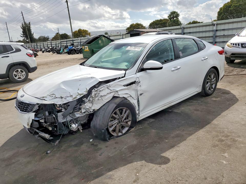 2020 KIA OPTIMA — VIN 5XXGT4L35LG444268