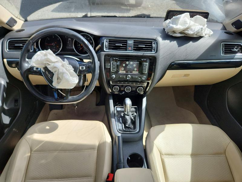 3VWLA7AJ2FM203355