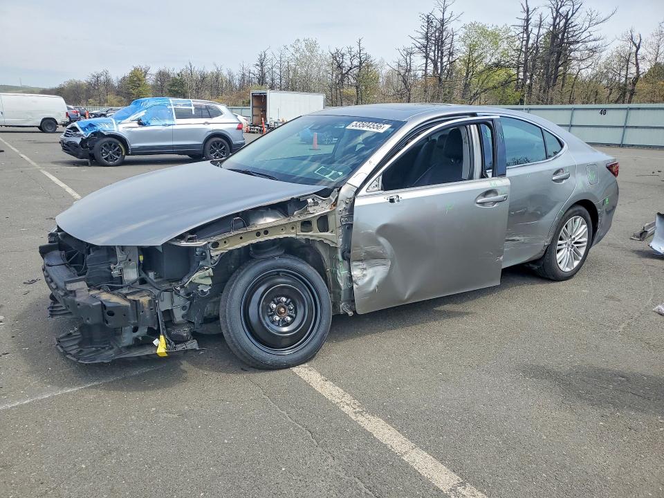 2017 LEXUS ES — VIN 58ABK1GG4HU062392