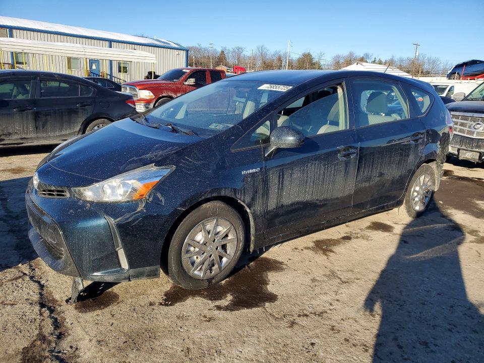 2017 TOYOTA PRIUS V — VIN JTDZN3EU3HJ062956