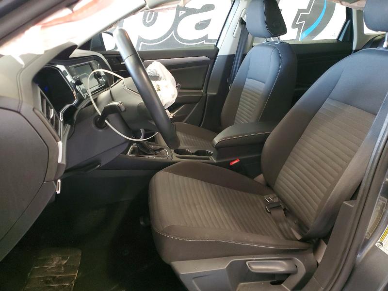 3VW5M7BU6RM008890