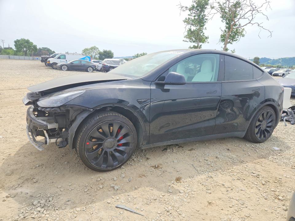 2022 TESLA MODEL Y — VIN 7SAYGDEF8NF491139