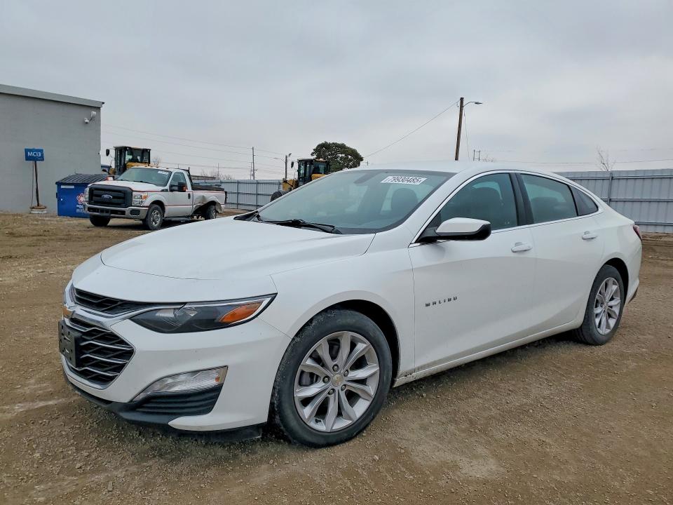 2020 CHEVROLET MALIBU — VIN 1G1ZD5ST1LF071301