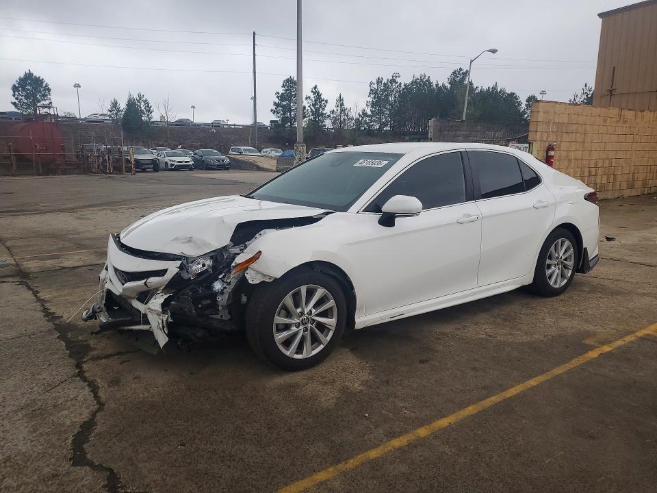 2022 TOYOTA CAMRY — VIN 4T1G11AK4NU062563