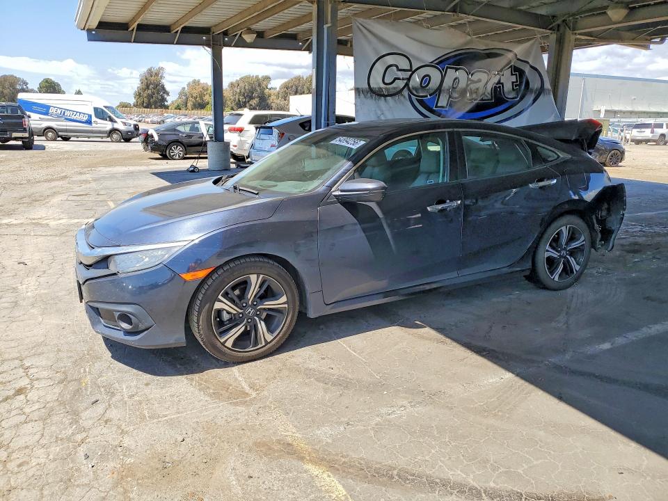 2016 HONDA CIVIC — VIN 19XFC1F96GE215882