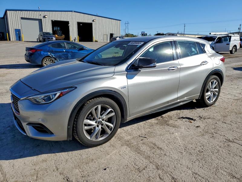 2018 INFINITI QX30 — VIN SJKCH5CP1JA056873