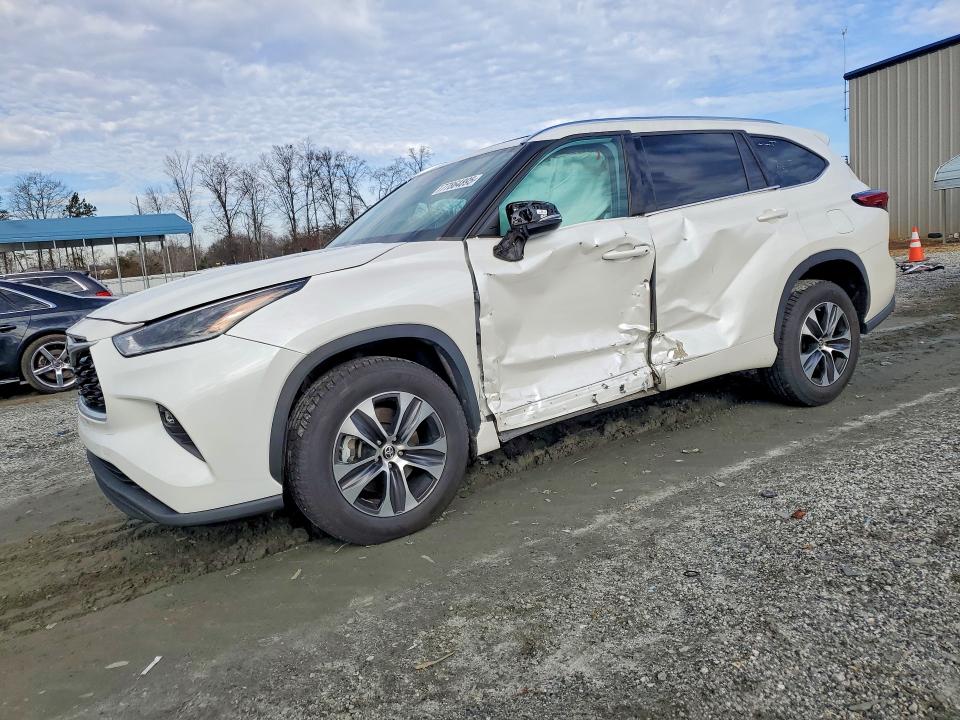 2021 TOYOTA HIGHLANDER — VIN 5TDGZRAH6MS078489