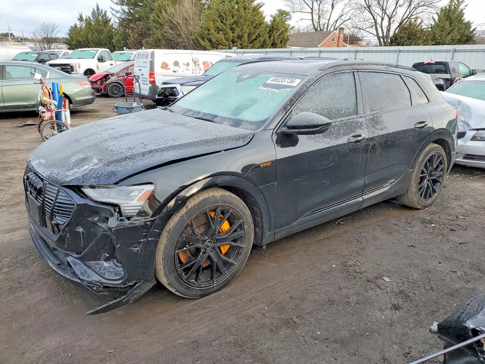 2022 AUDI ETRN CHRONOS — VIN WA1VABGE3NB015338