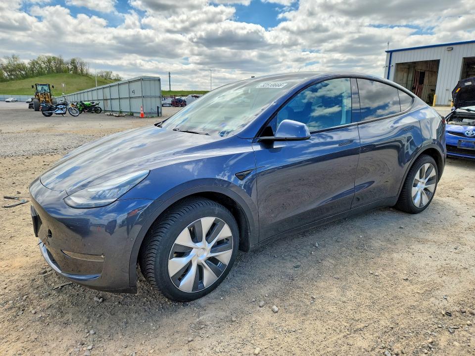 2020 TESLA MODEL Y — VIN 5YJYGDEE5LF026657