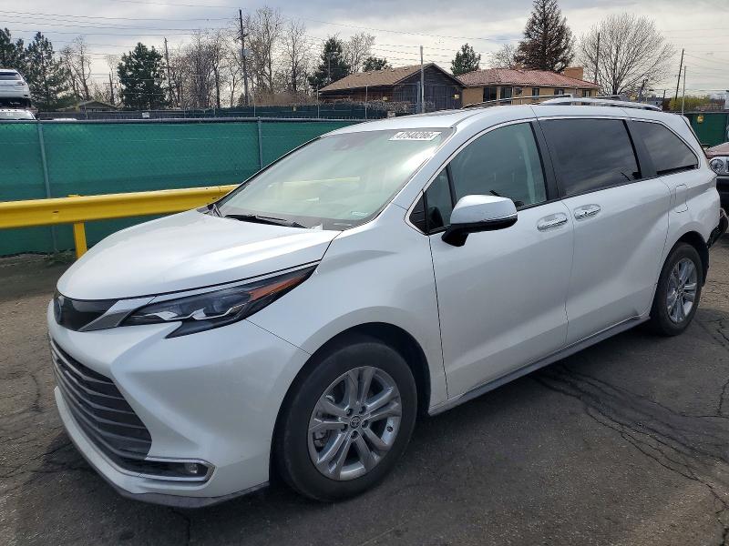 2024 TOYOTA SIENNA — VIN 5TDESKFC3RS125369