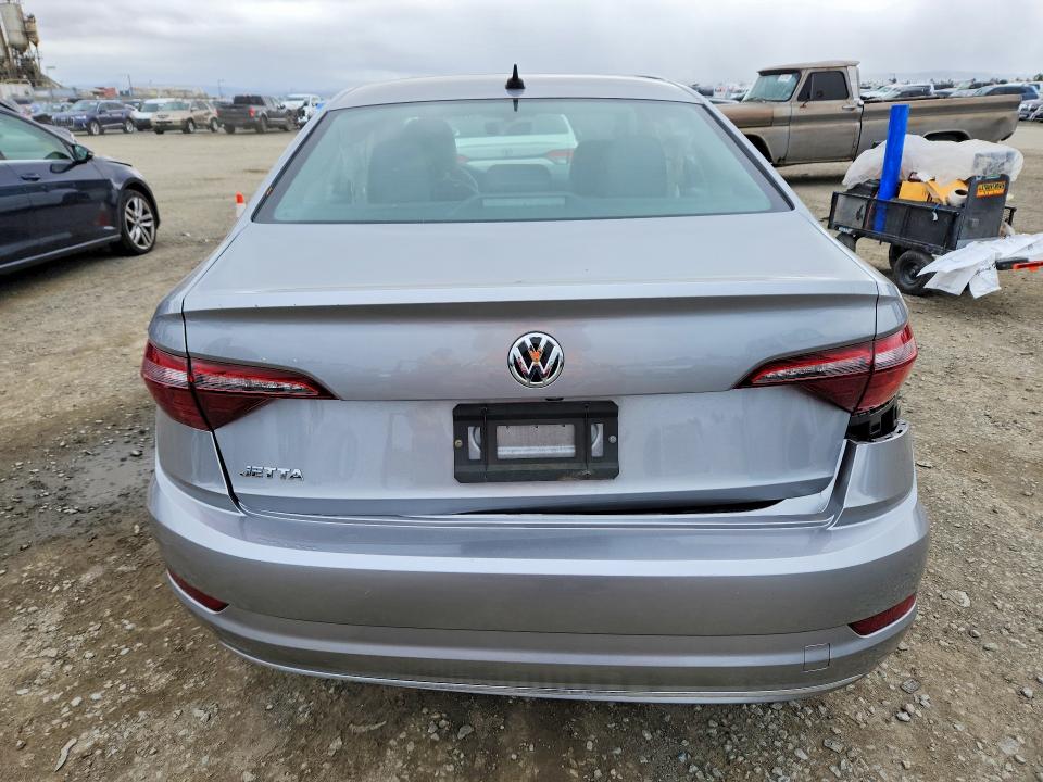 3VWC57BUXMM090958