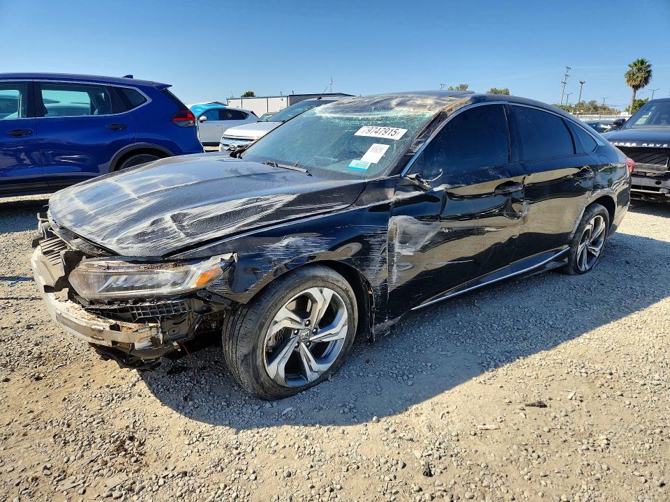 2018 HONDA ACCORD — VIN 1HGCV2F52JA018154