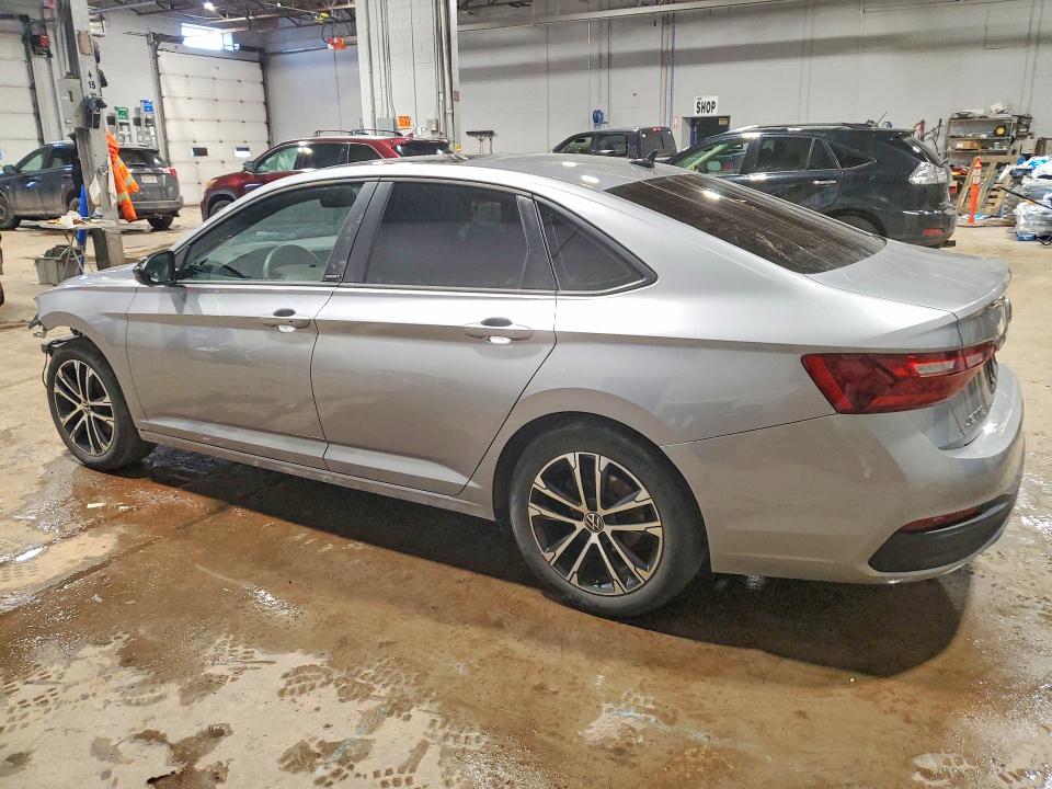 3VWSM7BUXRM010404