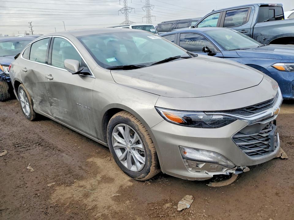 1G1ZD5ST4SF143302