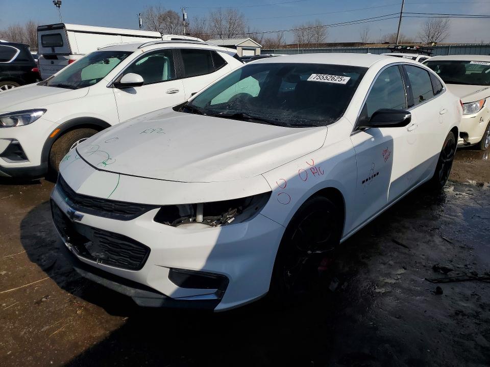 2018 CHEVROLET MALIBU — VIN 1G1ZD5ST2JF185868