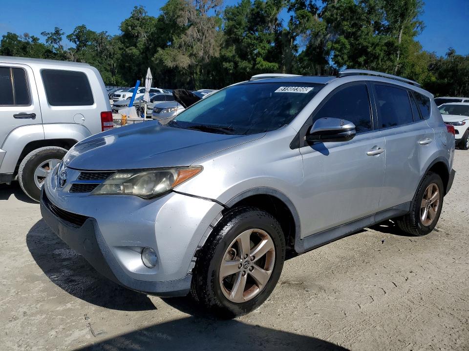2015 TOYOTA RAV4 — VIN 2T3WFREV4FW189726