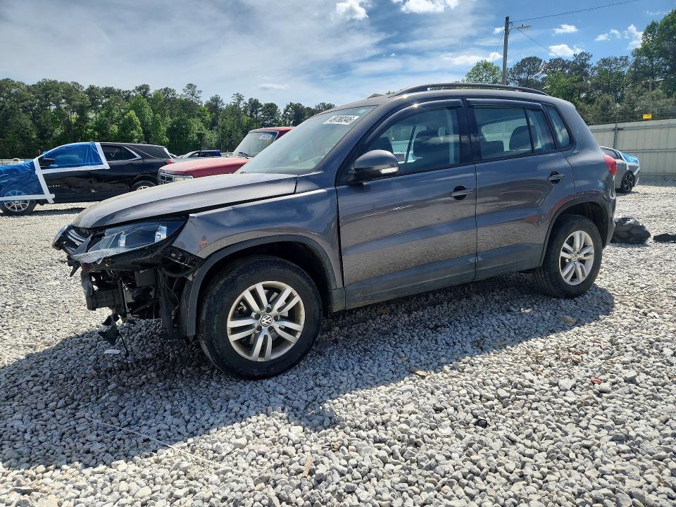 2015 VOLKSWAGEN TIGUAN — VIN WVGAV7AX7FW579239